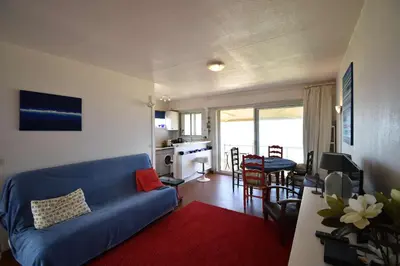 Cuisine ou kitchenette dans l'établissement HOSSEGOR RAYON VERT - En front de mer superbe vue océan, plages, Pyrénées, estacade et pinède
