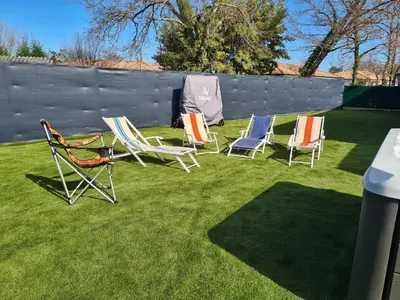 Jardin de l'établissement maison du bonheur