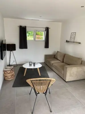 Coin salon dans l'établissement Maison calme IHESA