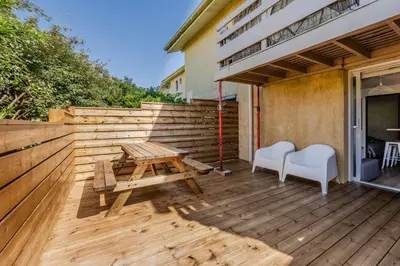 Balcon ou terrasse dans l'établissement Appartement avec terrasse/Bord de mer/Idéal SURF