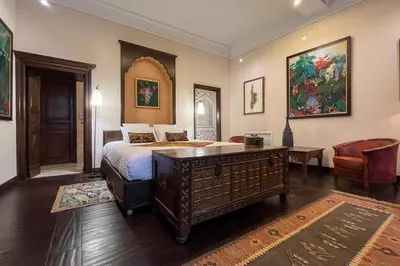 Un ou plusieurs lits dans un hébergement de l'établissement Chambre d'Art