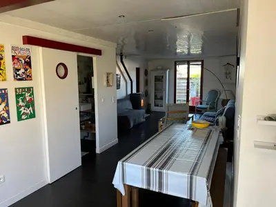 Coin salon dans l'établissement Charmante maison landaise