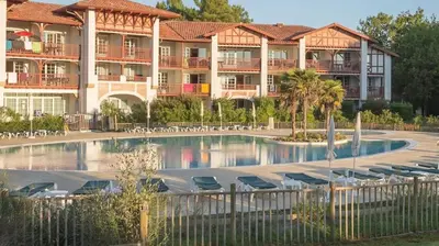 Piscine de l'établissement Appartement Biscarrosse lac-golf ou située à proximité
