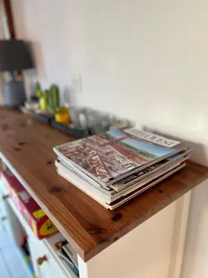 Cuisine ou kitchenette dans l'établissement Jolie maison de vacances avec terrasse et jardin