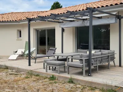 Terrasse ou espace extérieur de l'établissement Magnifique maison de plein pied