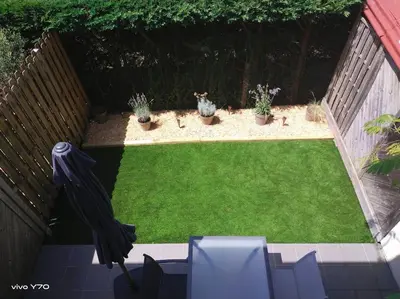 Jardin de l'établissement Jolie maison paisible, avec jardinet et parking