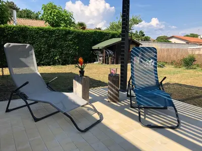 Jardin de l'établissement Maison de vacances à Cazaux