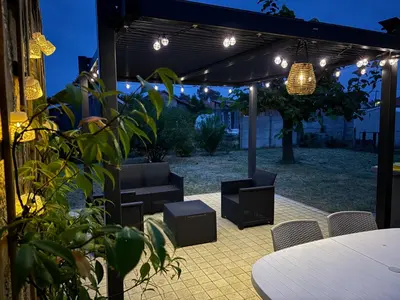 Jardin de l'établissement Maison de vacances à Cazaux