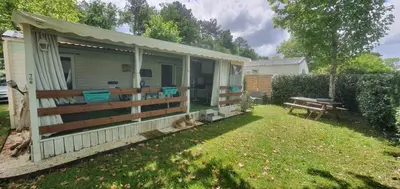 Jardin de l'établissement Mobile home Mimizan