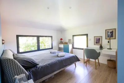 Un ou plusieurs lits dans un hébergement de l'établissement Maison architecte neuve - piscine - 400m océan