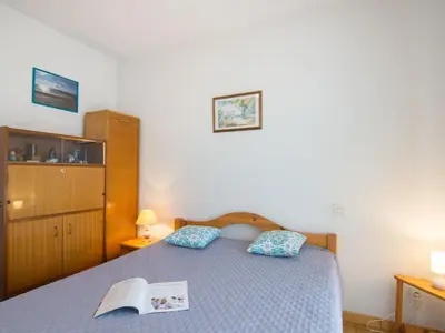 Un ou plusieurs lits dans un hébergement de l'établissement Holiday Home Bosquet aux Ecureuils by Interhome