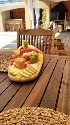 Nourriture dans la villa ou à proximité