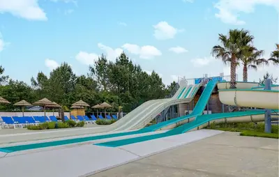 Piscine de l'établissement Gorgeous Stacaravan ou située à proximité