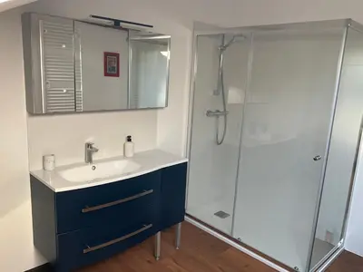 Salle de bains dans l'établissement Ferme du Peyronin