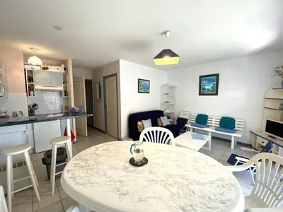 Plan de l'établissement T3 cabine, 6 pers, proche plage, parking sécurisé, animaux admis - FR-1-379-177