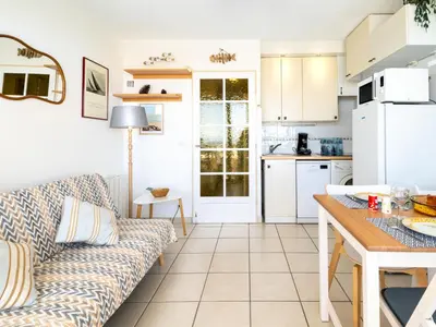 Cuisine ou kitchenette dans l'établissement Apartment Cap Océan-8 by Interhome