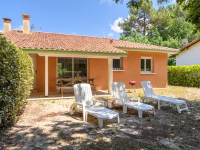 Jardin de l'établissement Holiday Home La Lette I Tilleuls by Interhome