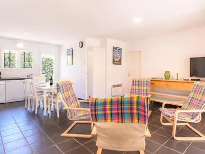 Cuisine ou kitchenette dans l'établissement Holiday Home La Lette I Tilleuls by Interhome