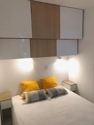 Un ou plusieurs lits dans un hébergement de l'établissement T2 près de la plage et du Club House du Golf