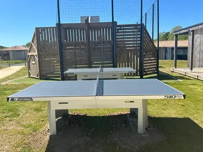 Tennis de table au sein de l'établissement Cottage 79 Landes nature ou à proximité