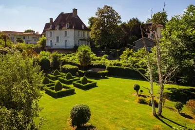 Jardin de l'établissement Villa Stella