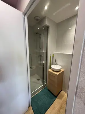 Salle de bains dans l'établissement JOIA Bassin d'Arcachon - NOTRO 208