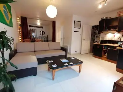 Cuisine ou kitchenette dans l'établissement Appartement agreable sur le bassin d'arcachon