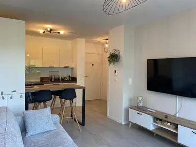 Cuisine ou kitchenette dans l'établissement Charmant T2 proche plages et commerces avec terrasse à Vieux-Boucau - FR-1-239-1072