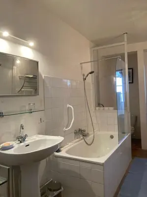 Salle de bains dans l'établissement Appartement proche de l Adour