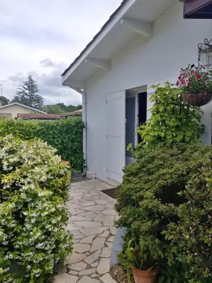 Jardin de l'établissement Appartement T2 Le Teich
