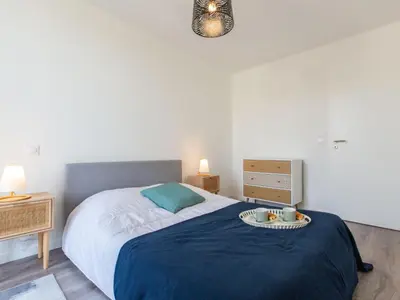 Un ou plusieurs lits dans un hébergement de l'établissement Apartment Cap Océan-11 by Interhome