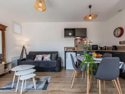 Cuisine ou kitchenette dans l'établissement Studio Cap Océan-16 by Interhome