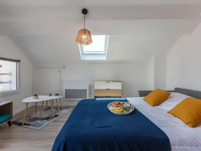 Un ou plusieurs lits dans un hébergement de l'établissement Apartment Cap Océan-1 by Interhome