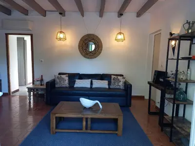 Coin salon dans l'établissement ETXEA FRANCE Gîte Cosy