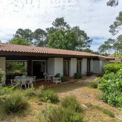 Maison Familiale au Milieu des Pins à Biscarrosse - 6 Pers