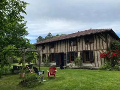 Jardin de l'établissement Le chêne magique 40200 Margaux