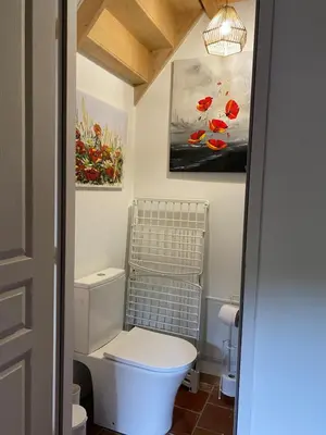 Salle de bains dans l'établissement Le chêne magique 40200 Margaux