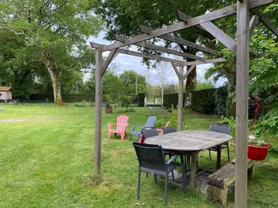 Jardin de l'établissement Le chêne magique 40200 Léontine