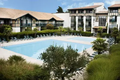 Piscine de l'établissement Les maisons de Moliets - maeva Home - Maison 4 pièces 8 personnes - Confort MAE-2094 ou située à proximité