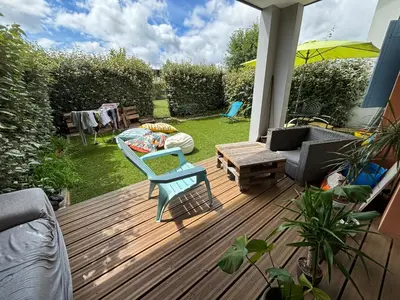 Jardin de l'établissement Appartement au calme à 10min des plages - avec Rez de Jardin et Terrasse