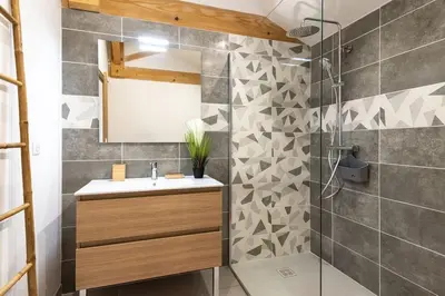 Salle de bains dans l'établissement Appartement à 200 m de la plage