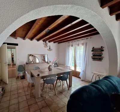 Coin salon dans l'établissement Maison à 20 min des plages Landaises