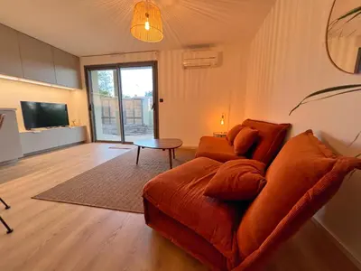 Télévision ou salle de divertissement dans l'établissement Premium surf lodge