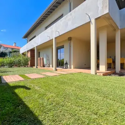 Premium surf lodge