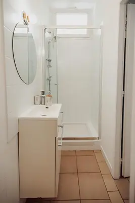 Salle de bains dans l'établissement Appartement pieds dans l'eau