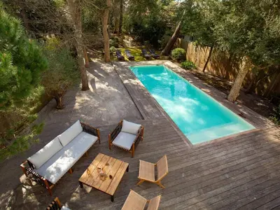 Piscine de l'établissement Villa rénovée avec spa et piscine chauffée à Hossegor, proche plage et golf - FR-1-791-8 ou située à proximité