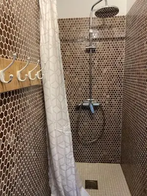 Salle de bains dans l'établissement Chalet proche océan
