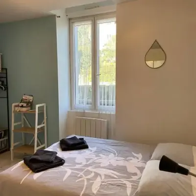 Petit studio avec parking