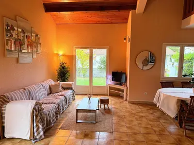 Télévision ou salle de divertissement dans l'établissement Le Balcon bleu de Biscarrosse