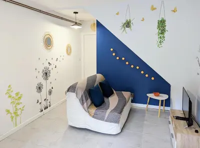 Télévision ou salle de divertissement dans l'établissement T2 calme 5 min gare, centre, parking gratuit